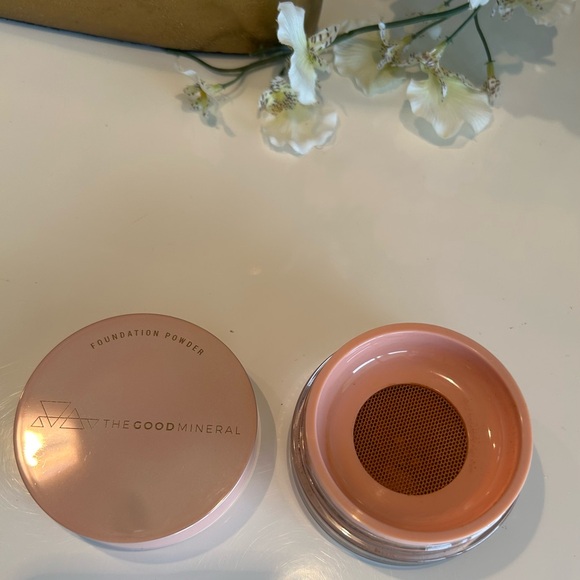 Foundation Powder - Coco 1 - Picture 2 of 7
